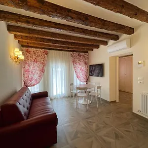  Apartment Mh2665